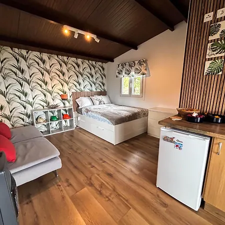Chalet Small House In The Nature